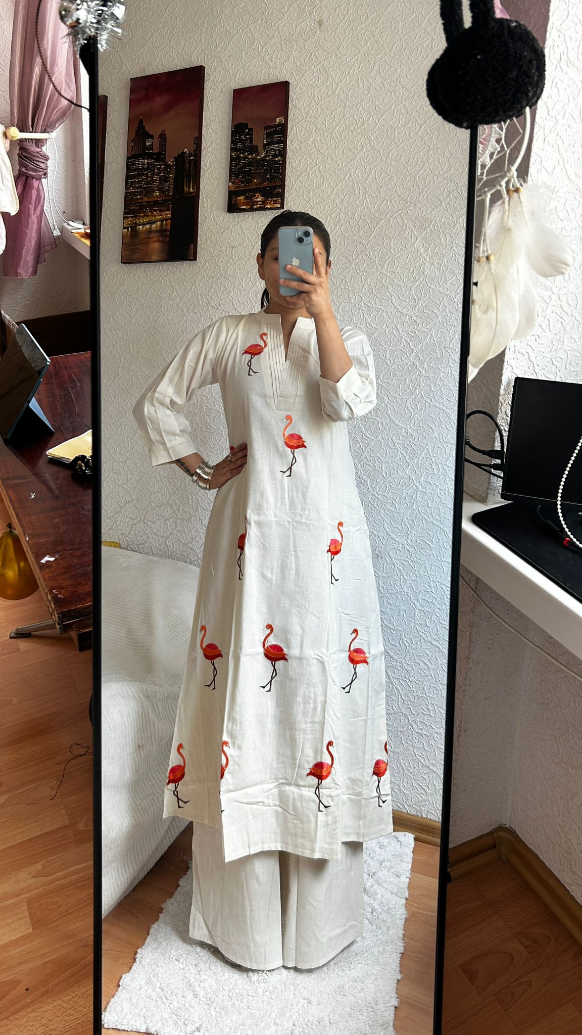 Women Embroidered Thread Work Pure Cotton Kurta with Palazzos