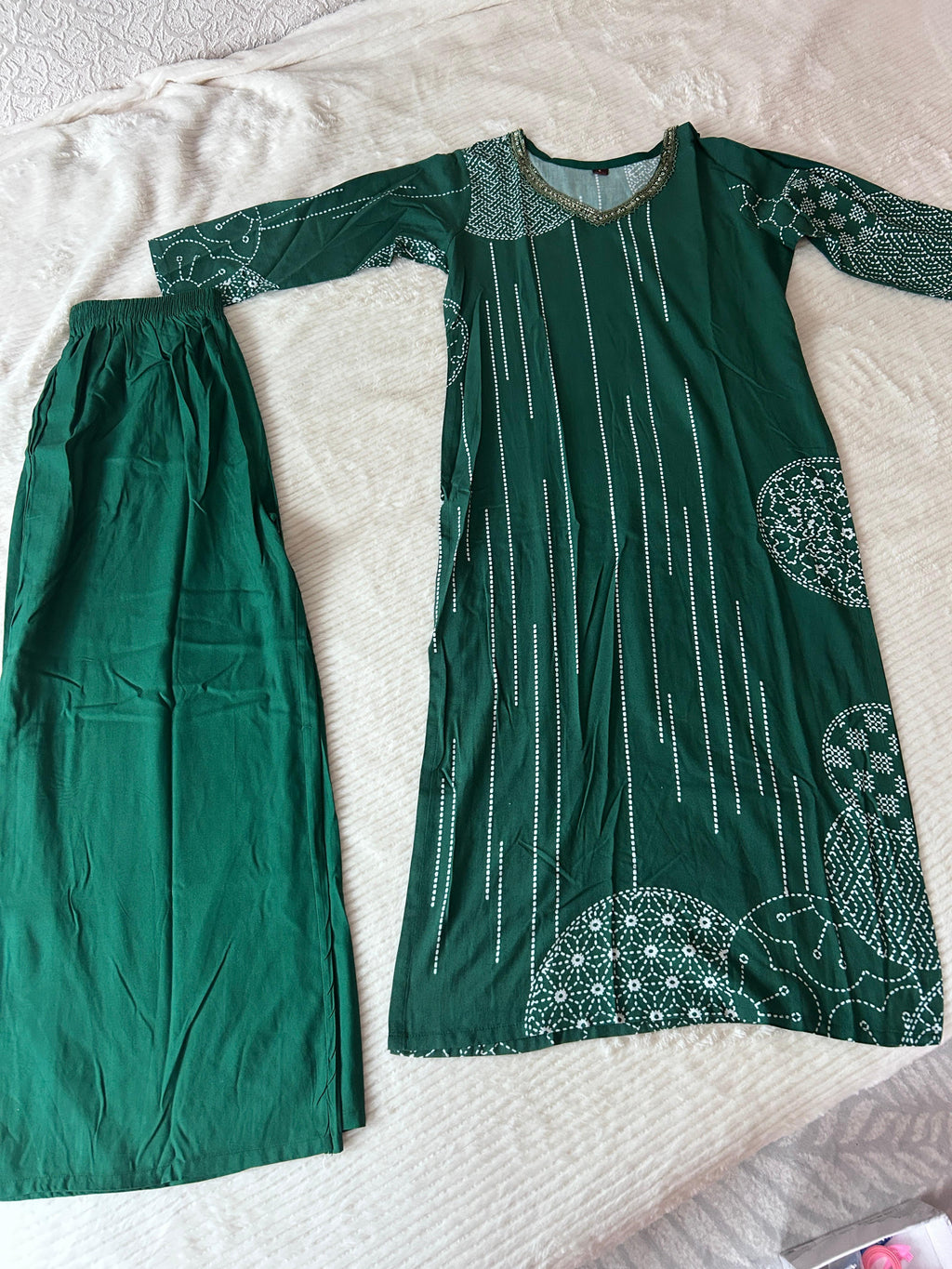 Women printed regular thread work kurta with plazzos