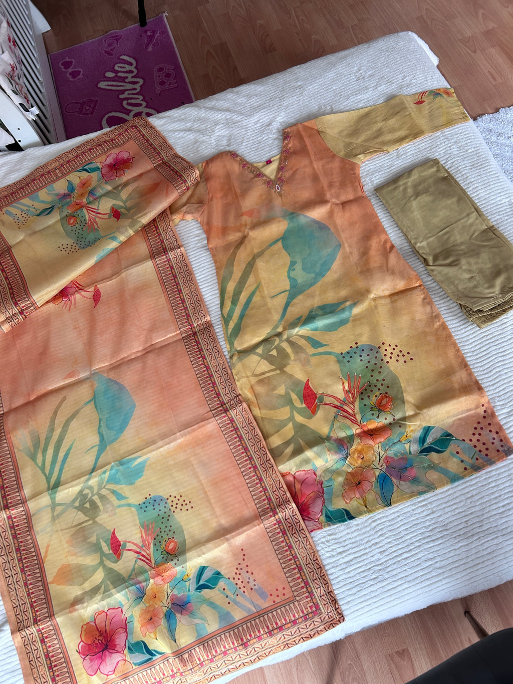 Ethnic Motifs Printed Straight Kurta With Trousers & Dupatta