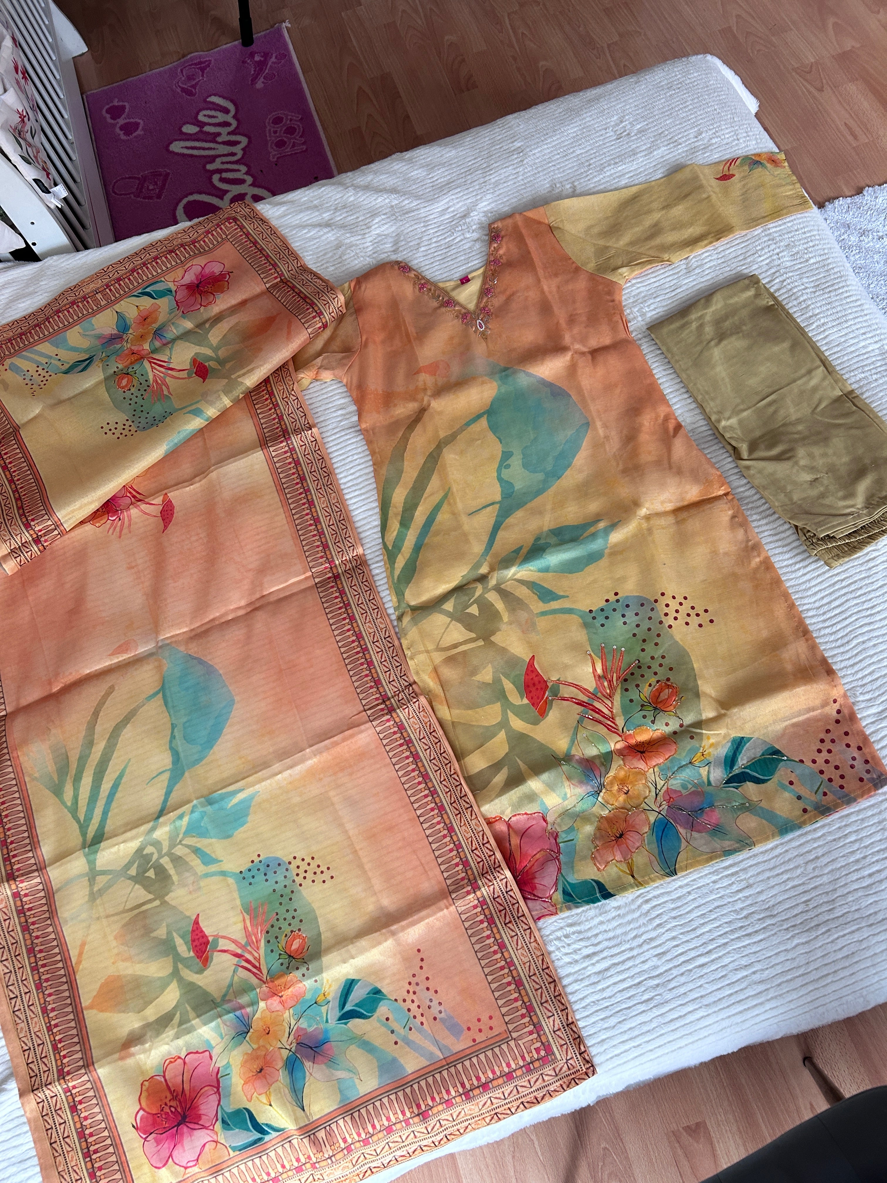 Ethnic Motifs Printed Straight Kurta With Trousers & Dupatta