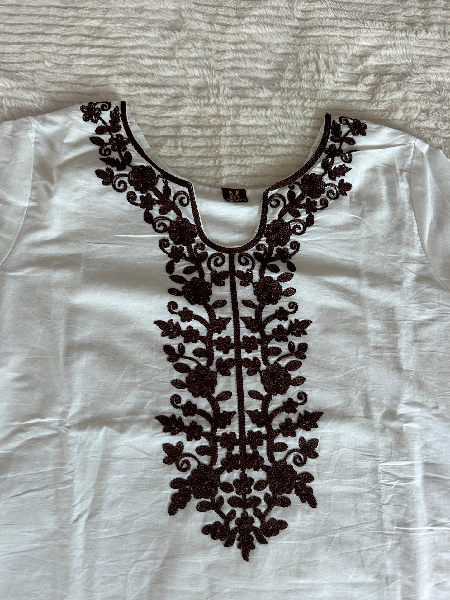 Cotton kurta set with brown thread embroidered