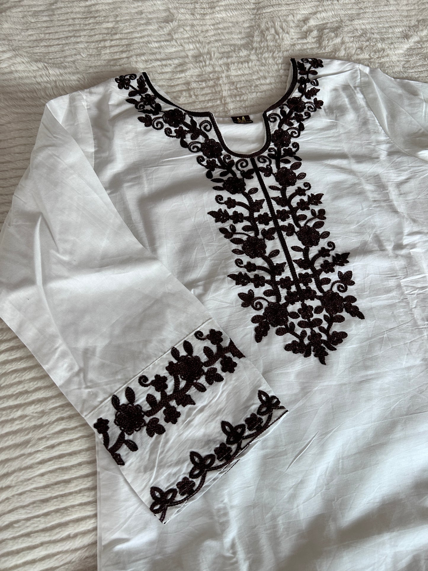 Cotton kurta set with brown thread embroidered