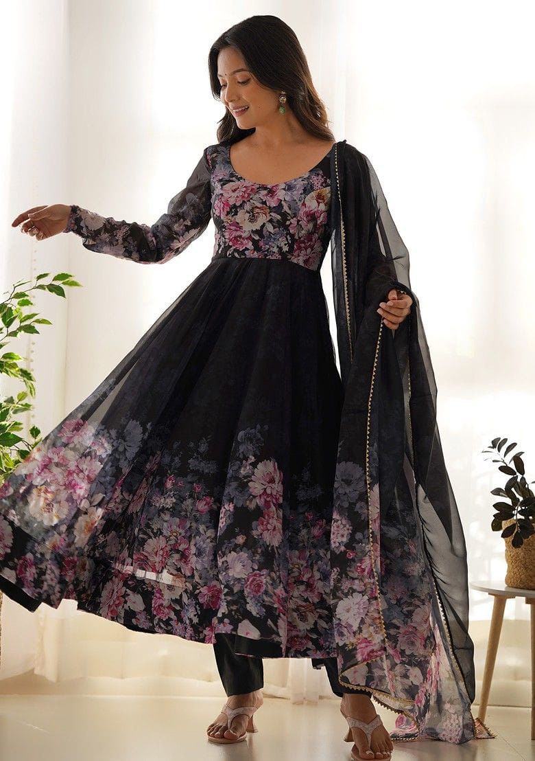 Women Floral Printed Pleated Kurta with Trousers & With Dupatta
