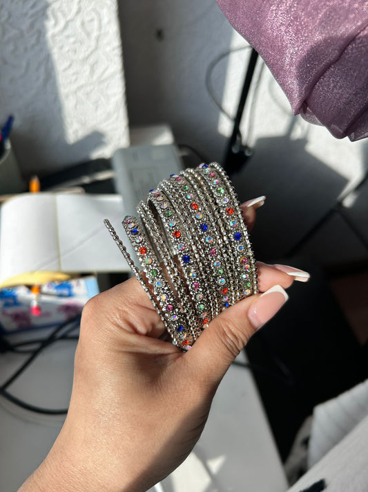 Oxidizes bangles set