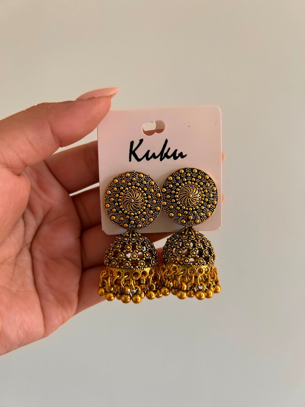 Golden ghumka