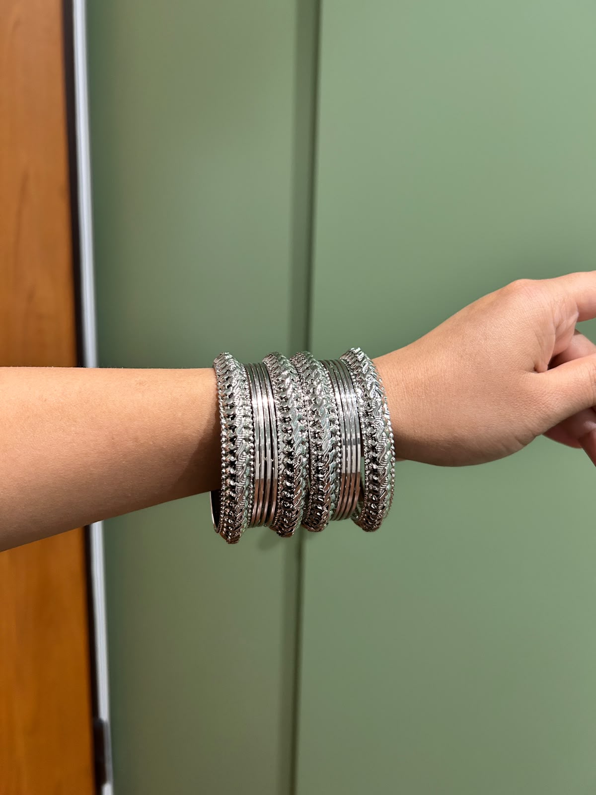 Oxidized bangles set