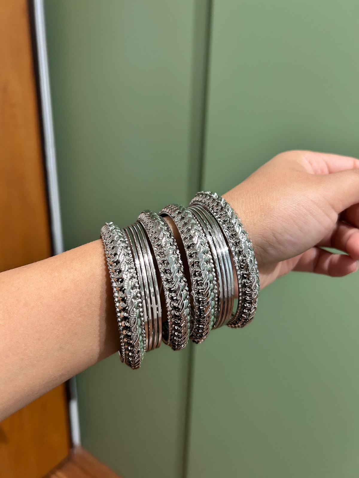 Oxidized bangles set