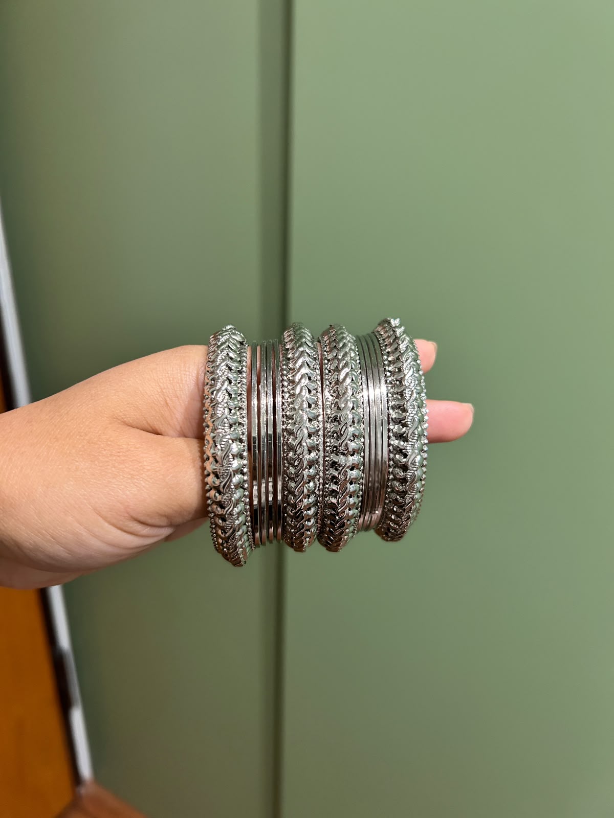 Oxidized bangles set